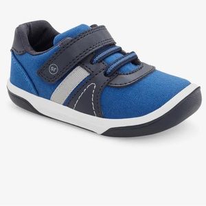 NWT Stride Rite little kids sneaker size 9W blue Thompson Sneaker